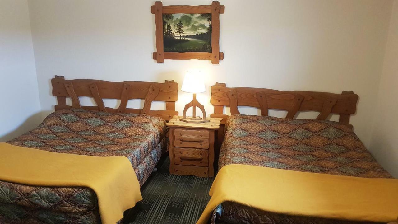Agassiz Park Lodge - Under New Management McCreary ภายนอก รูปภาพ